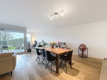 Lichtrijk appartement met 2 slaapkamers en tuin te Gent