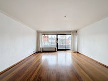 Charmante studio in de Coupure Rechts met terras