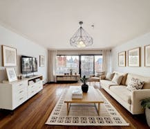 Charmante studio in de Coupure Rechts met terras