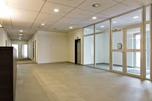 Immeuble de bureaux à vendre d'environ 3 090 m² à Westwing Park