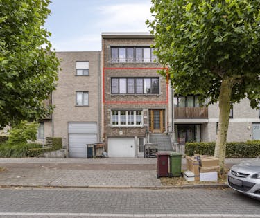 Af te werken appartement te koop in Schoten