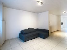 Gerenoveerde woning met 2 slaapkamers en terras.