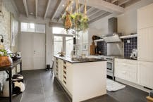 Uniek gerenoveerde herenwoning in Brugge met 3 slaapkamers