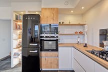 Moderne halfopen woning met hoogwaardige afwerking 