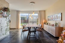 Moderne halfopen woning met hoogwaardige afwerking