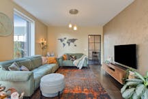 Moderne halfopen woning met hoogwaardige afwerking