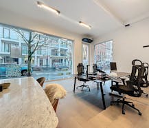 Handelspand van ca. 50 m² te huur in centrum Kortrijk