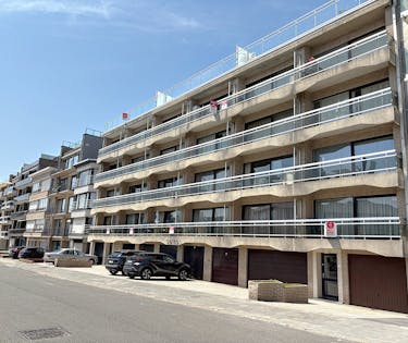 Appartement met 2 slaapkamers vlakbij zee in Sint-Idesbald
