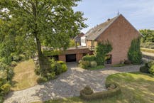 Charmante woning op ruim perceel te Heffen