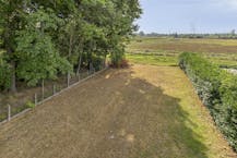 Charmante woning op ruim perceel te Heffen