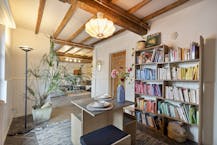 Charmante woning met afzonderlijk atelier/kantoor te koop