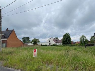 Bouwgrond van 880m² te koop in Avelgem