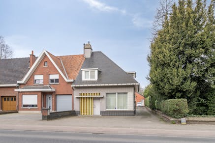 House with warehouse for sale Bissegem