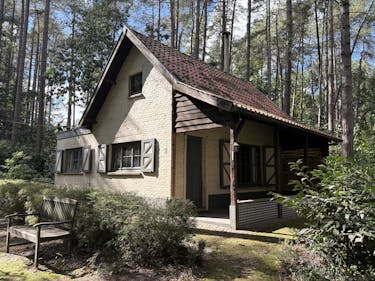 Woning met grote tuin te koop in Essen!