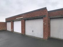 Garage te koop in Ieper op de Brugseweg