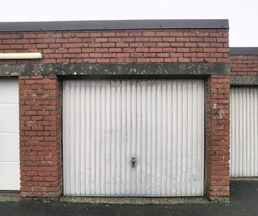 Garage te koop in Ieper op de Brugseweg
