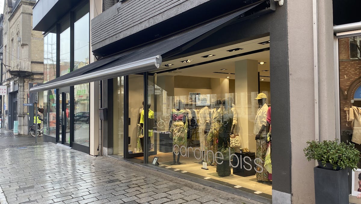 Prachtig instapklaar handelspand op topligging