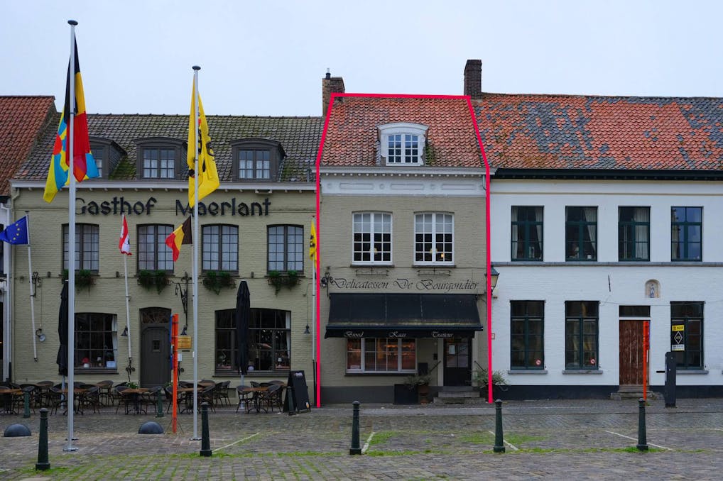 Handelspand met appartement  'De Bourgondiër' in Damme