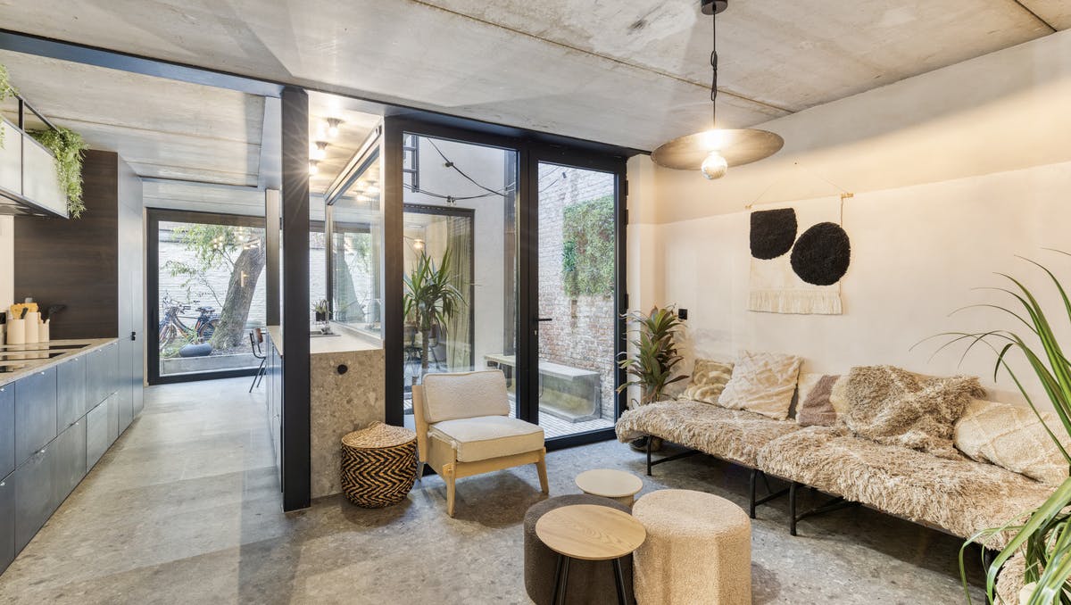 Modern studentenhuis met 9 kamers te koop in Mechelen