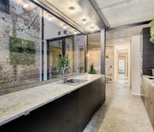 Modern studentenhuis met 9 kamers te koop in Mechelen