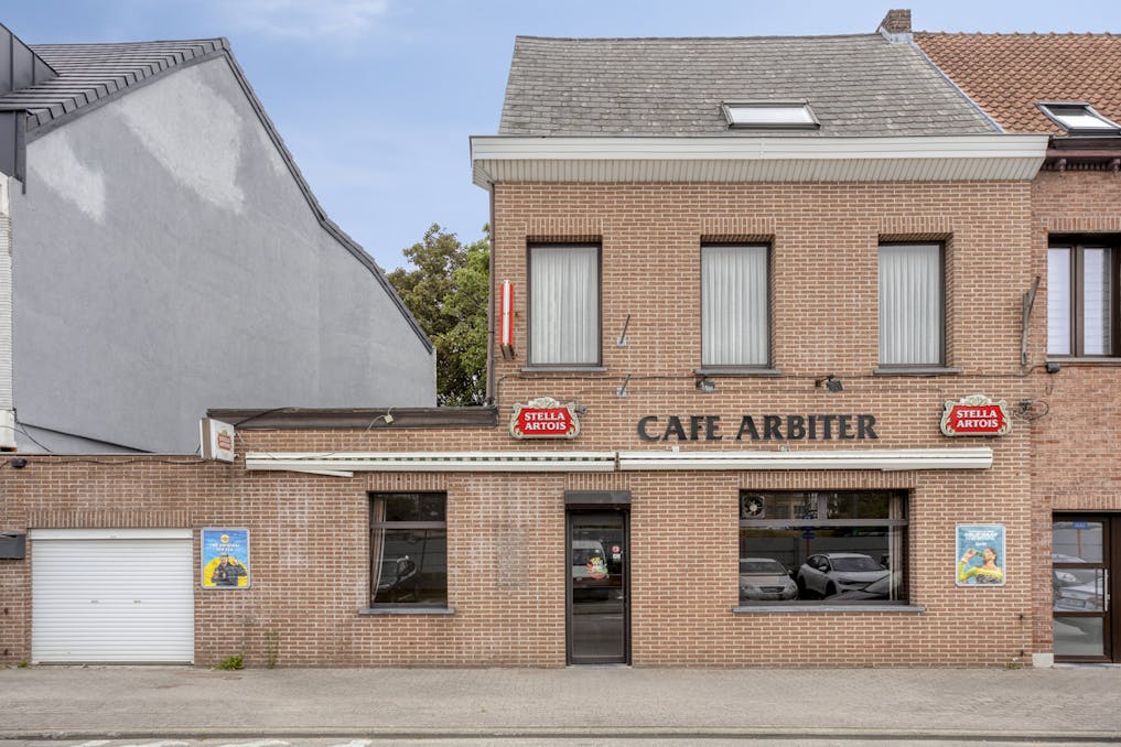 Café met woonst te koop te Diegem