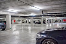 Laatste autostaanplaatsen te koop in Dunant Gardens