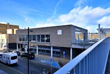 Kantoor/retailpand (460 m²) met schitterende ligging in Brugge.