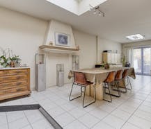 Zeer ruime centraal gelegen gezinswoning in Sint-Niklaas