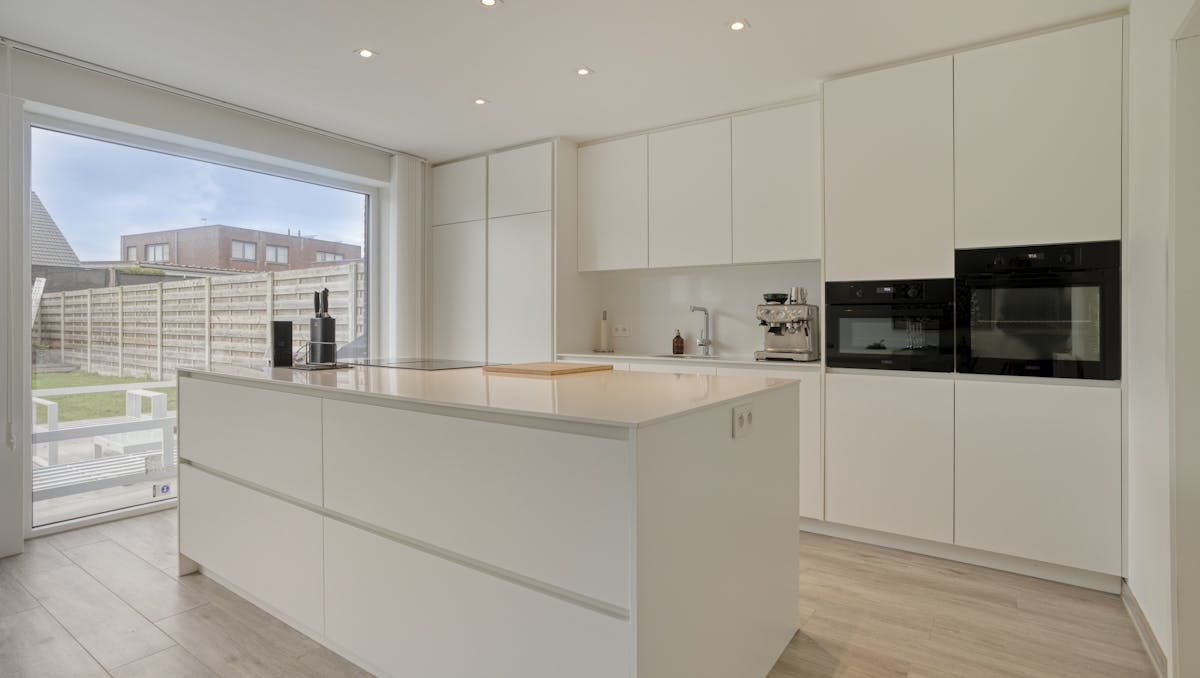 Recente woning (2020) met 4 slaapkamers te koop in Aartrijke