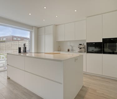 Recente woning (2020) met 4 slaapkamers te koop in Aartrijke