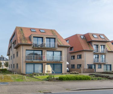 Goed gelegen afgesloten garagebox te koop te Middelkerke!