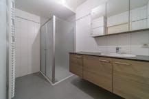 Appartement met 2 slaapkamers en parking te Veurne.