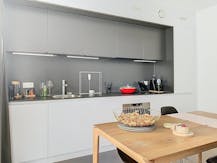 Dansaert - Spacieux studio meublé avec parking à louer