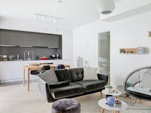 Dansaert - Spacieux studio meublé avec parking à louer