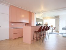 Bedrijfsgebouw langs de Ring/R32 van Roeselare.