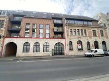 Commercial building with storage/basement in the center of Roeselare