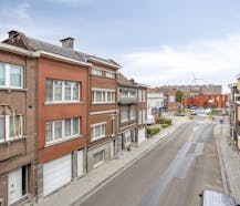 Zeer ruim huis in Boom met veel potentieel in Boom
