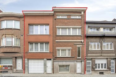 Zeer ruim huis in Boom met veel potentieel in Boom