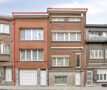 Zeer ruim huis in Boom met veel potentieel in Boom