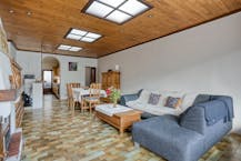 Family home with sunny garden in central location in Laeken