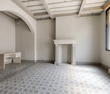 Karaktervolle woning met handelsruimte te Ardooie.