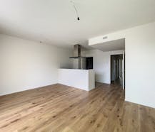 Canal - Appartement 2 chambres à louer avec parking