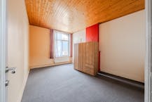 Goed gelegen handelspand met veel potentieel in Lombardsijde