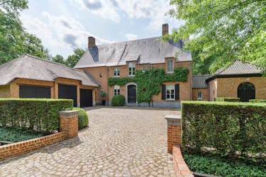 Riante Villa te Schilde met twee extra villagronden ov.