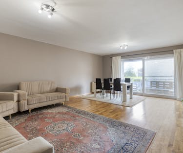 Ruim 2-slaapkamerappartement (ca. 100 m²) te koop in Wilrijk