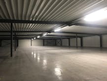 Opslagruimte van ca. 1.050 m² op drukke invalsweg in Ardooie