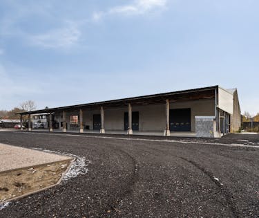 KMO-unit van 240 m² te huur in Kuurne