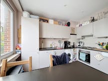 Uccle - Renovated 2 Bedroom Apartment