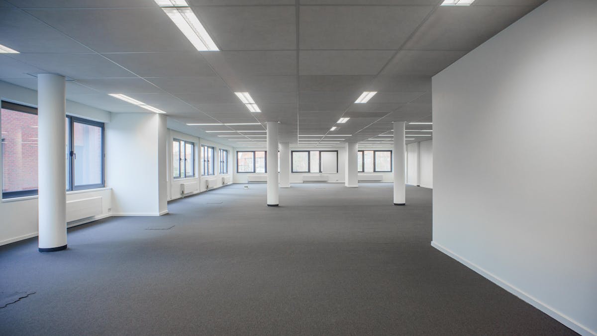 Kantoor van ca. 307 m² in het Clintonpark in Roeselare