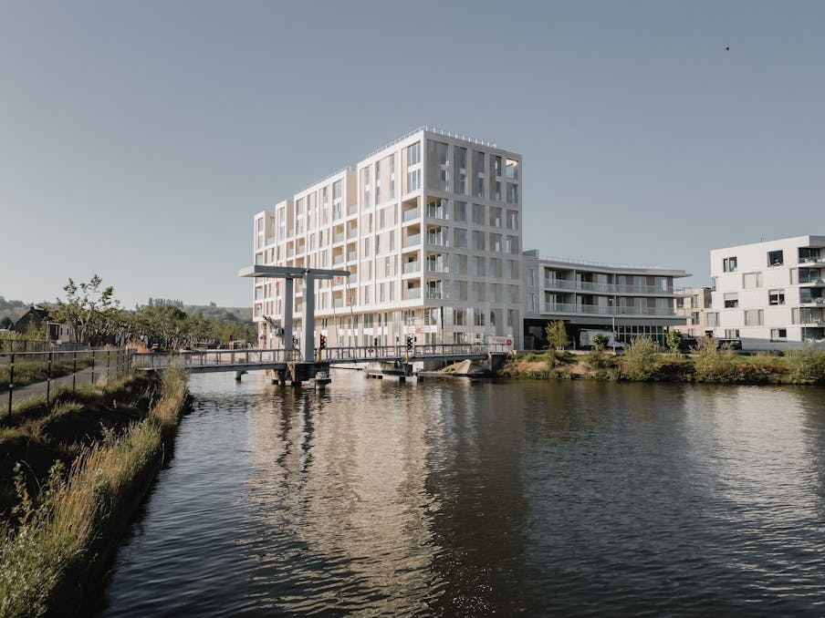 Ruim, duplex appartement, met zicht op de Schelde te koop ! 